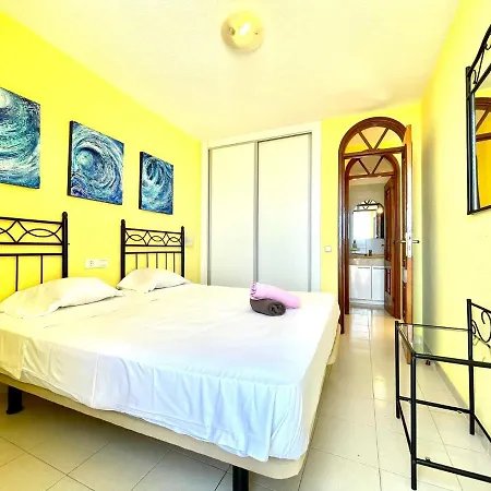 Nice With Wonderful View, Wifi, Playa In Tenerife South アパート *