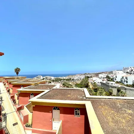 Nice With Wonderful View, Wifi, Playa In Tenerife South アパート