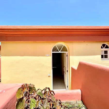 アパート Nice With Wonderful View, Wifi, Playa In Tenerife South アデヘ