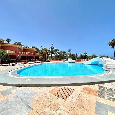 Nice With Wonderful View, Wifi, Playa In Tenerife South アパート